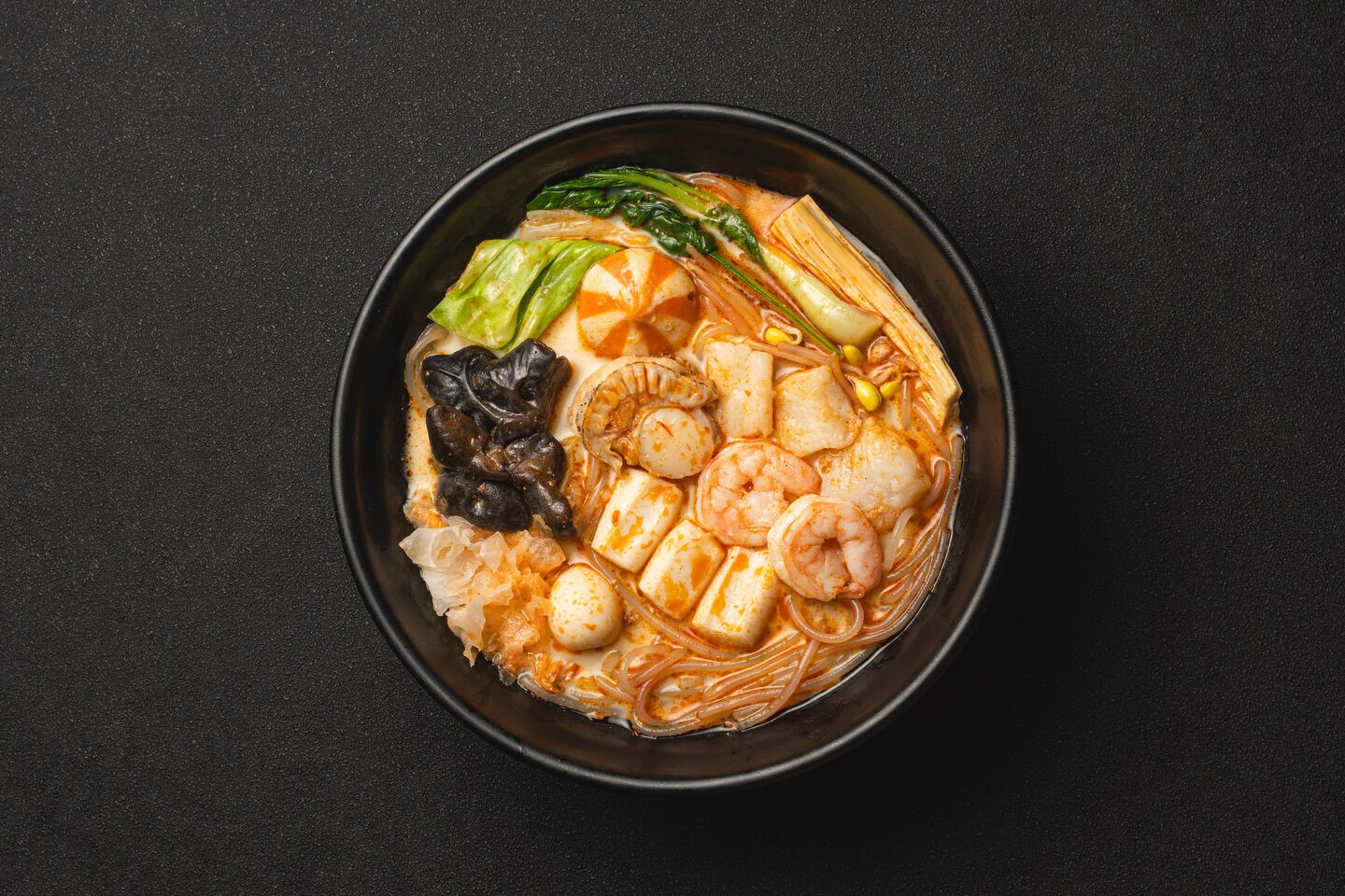 ⁡🦐 海鮮の旨みを、一杯に