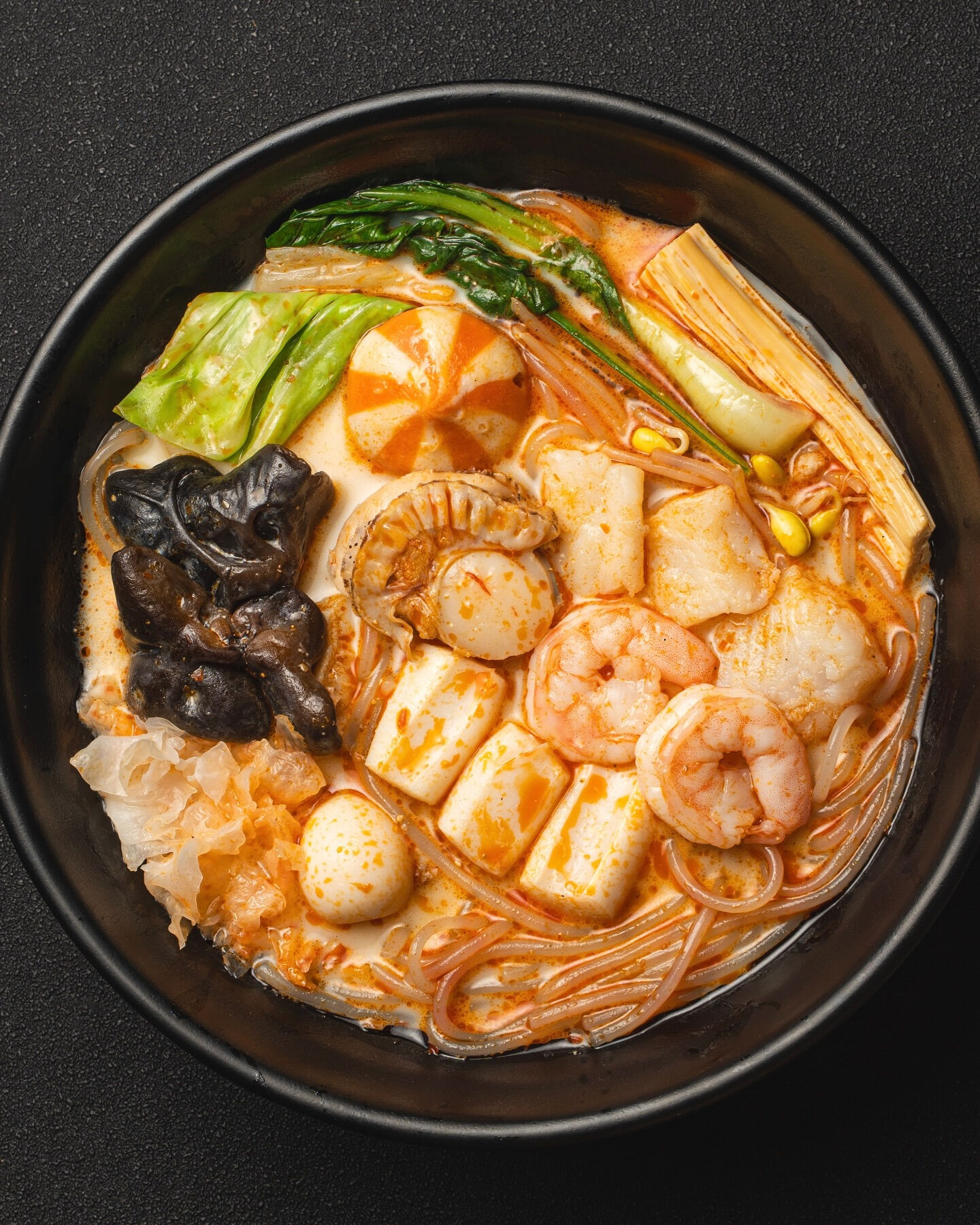 🦐 海鮮の旨みを、一杯に